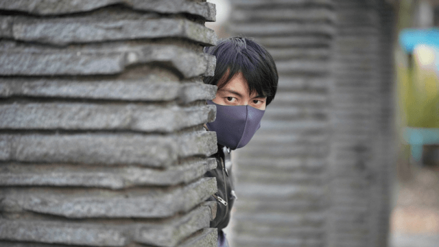 岐阜市の講演で張り込みをしている探偵の写真